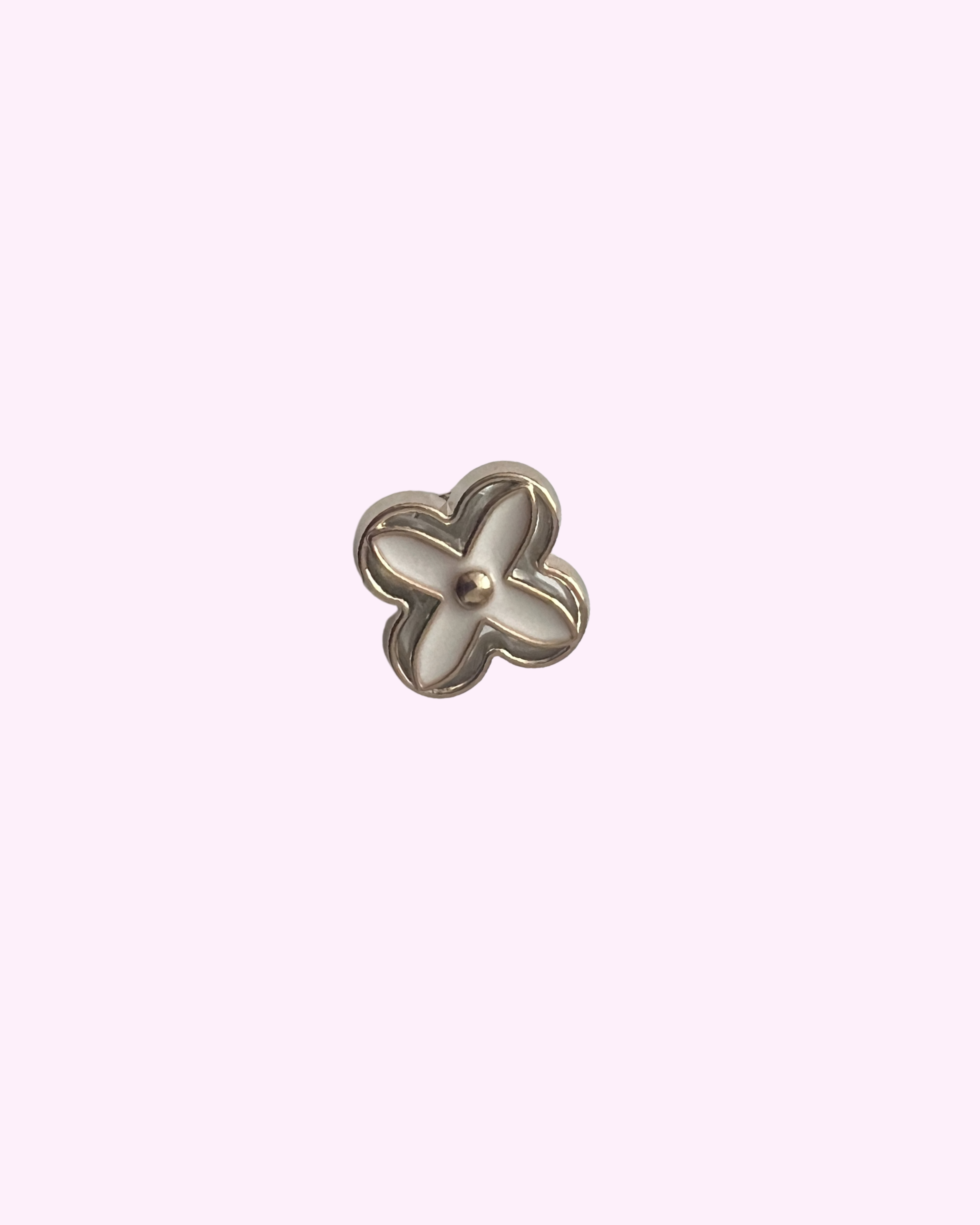 Pin’s Fleur trèfle